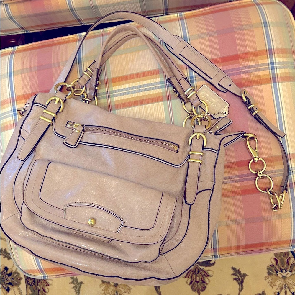 ⚜️Authentic COACH Satchel Bag- Taupe/Gold⚜️